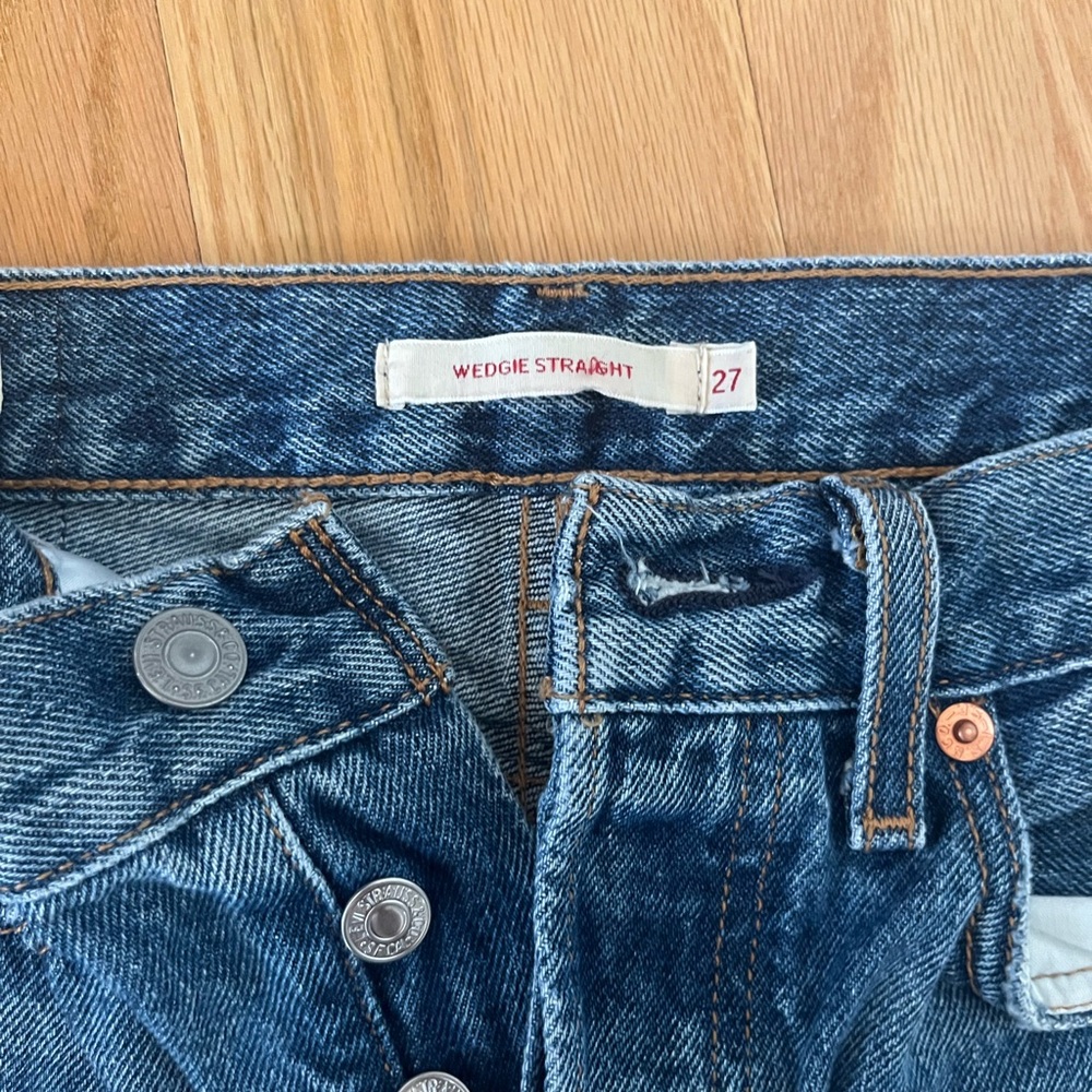 Levi's Blue Wedgie Straight Jeans